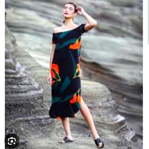 Fighting Eel Dress Anya